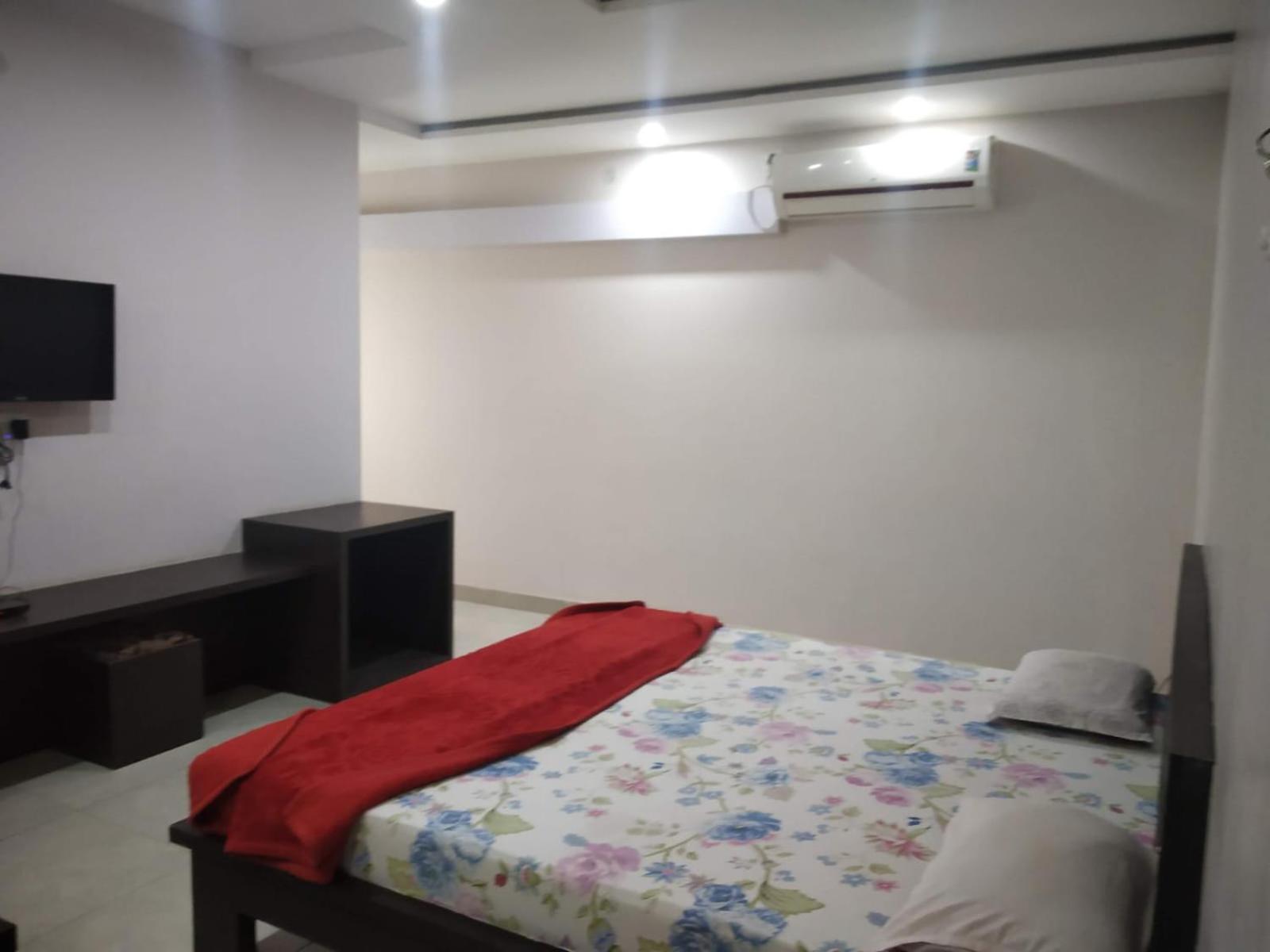 Hotel Indraprasth Balangir Exterior foto